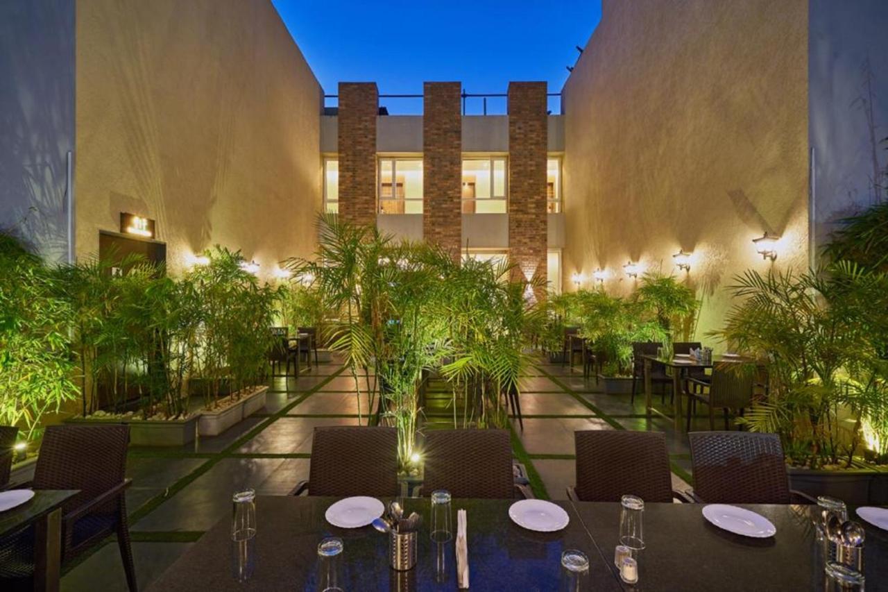 Hotel Shlok โกลฮาปูร์ ภายนอก รูปภาพ